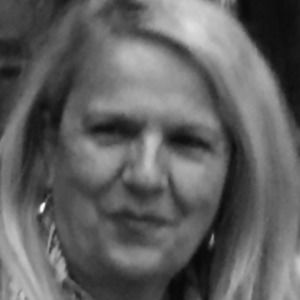 Meet your Posher, Elpida